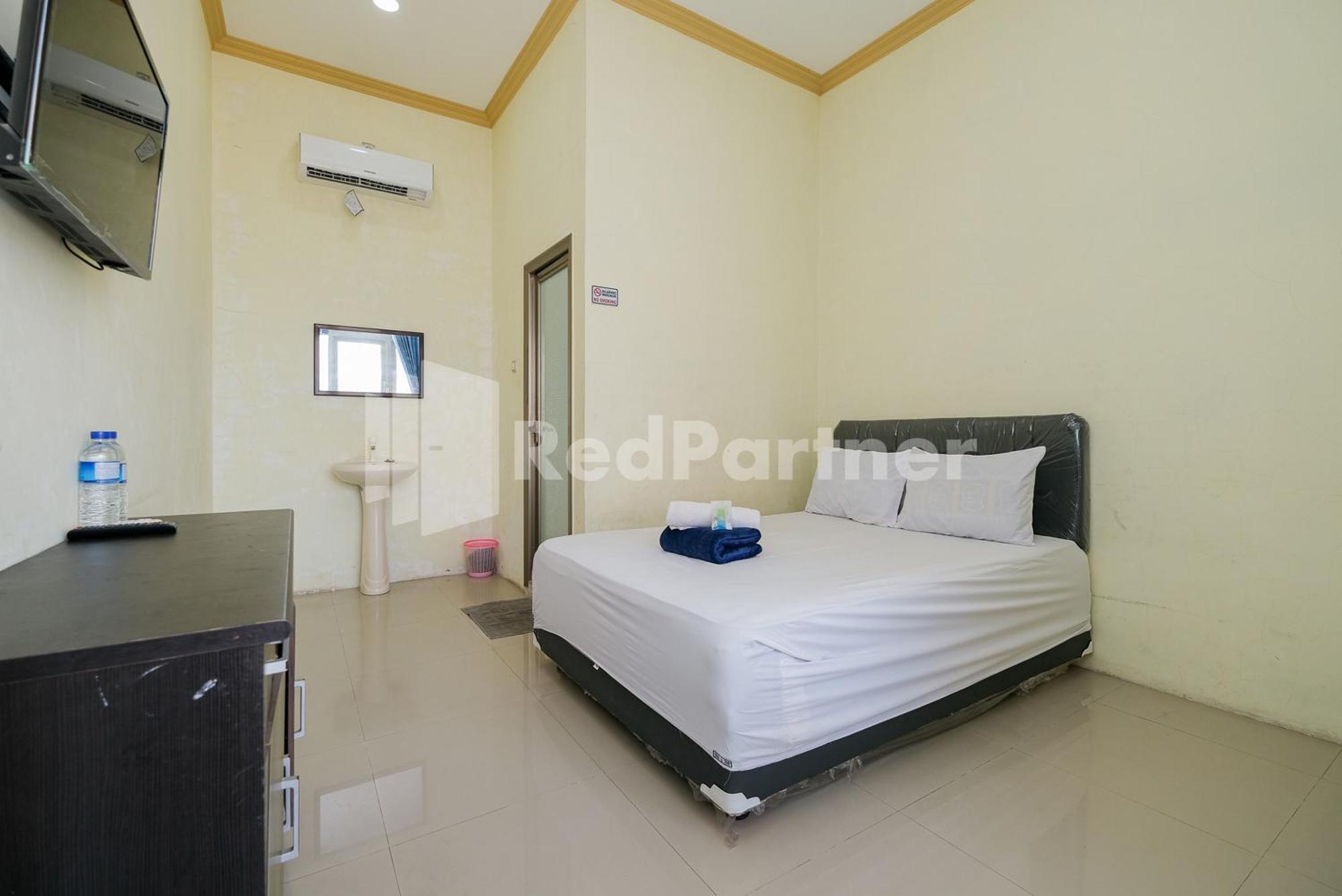 Grand Kencana Guesthouse Syariah Near Wisata Bahari Lamongan Paciran المظهر الخارجي الصورة